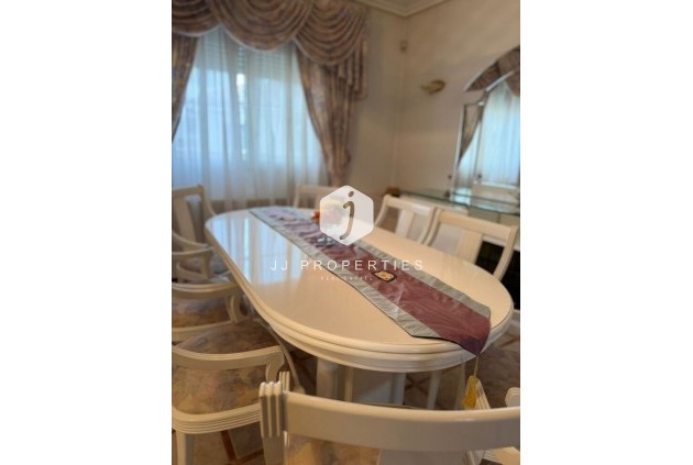 Resale - Villa -
Playa Flamenca - Costa Blanca