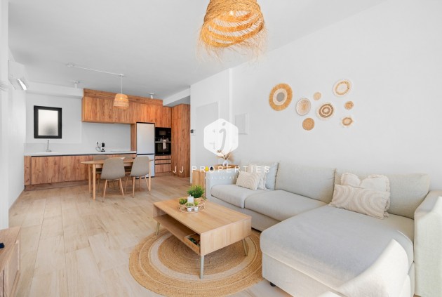 Resale - Apartment / flat -
San Miguel de Salinas - Inland