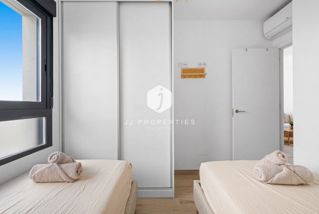 Resale - Apartment / flat -
San Miguel de Salinas - Inland