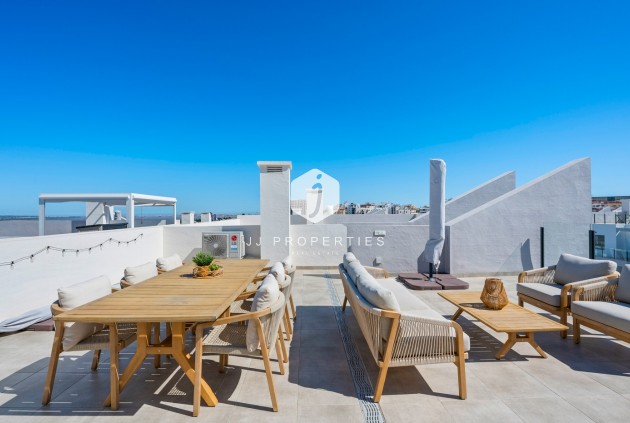 Resale - Apartment / flat -
San Miguel de Salinas - Inland