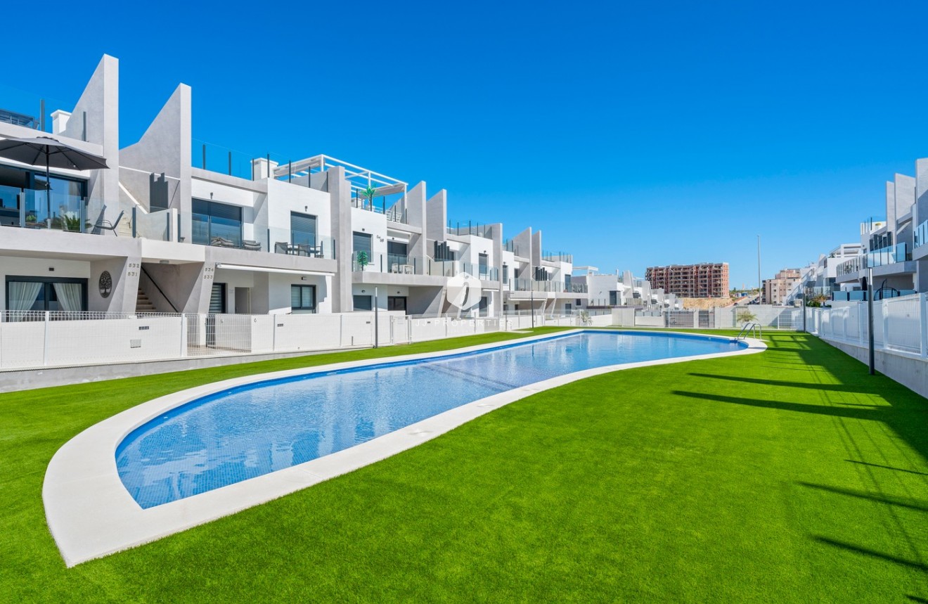 Resale - Apartment / flat -
San Miguel de Salinas - Inland