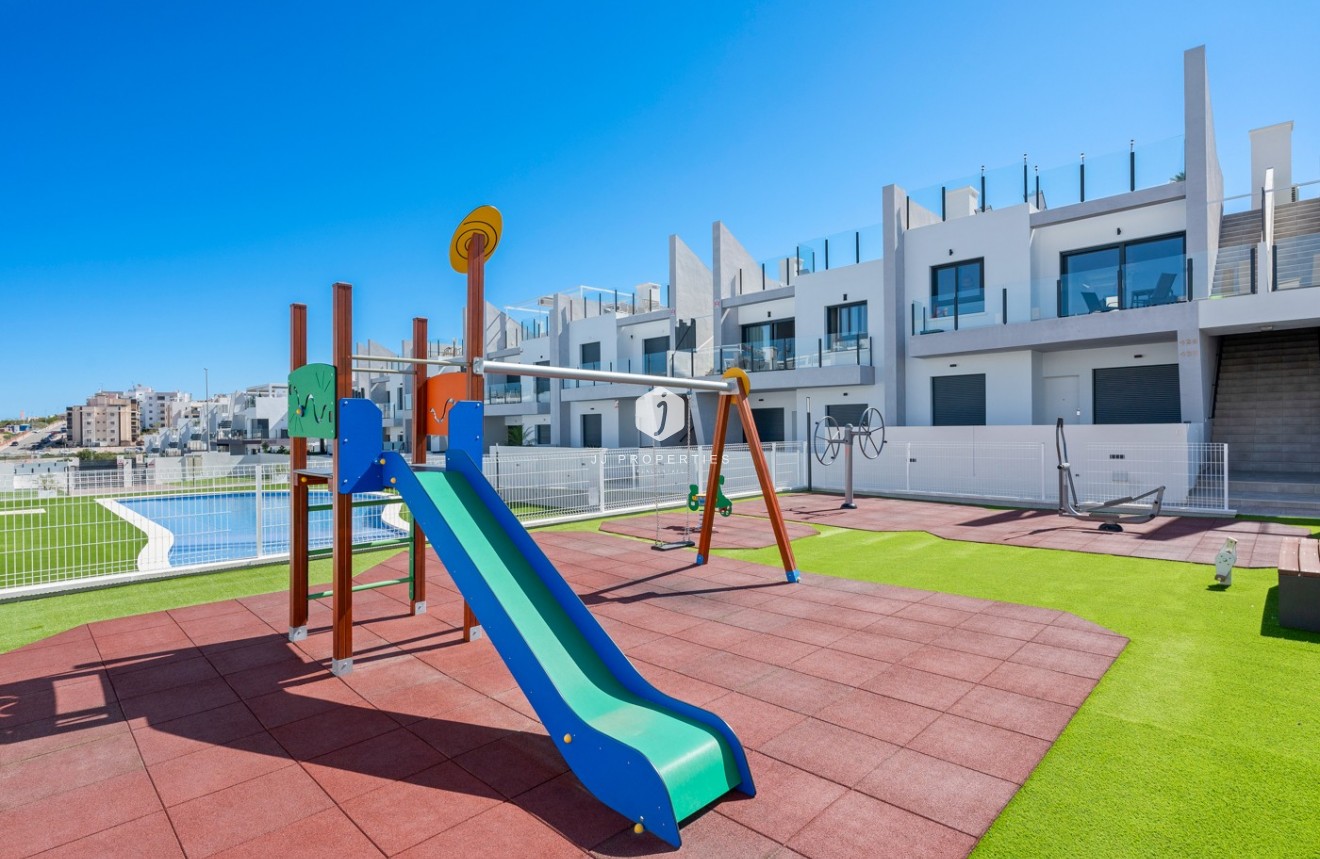 Resale - Apartment / flat -
San Miguel de Salinas - Inland