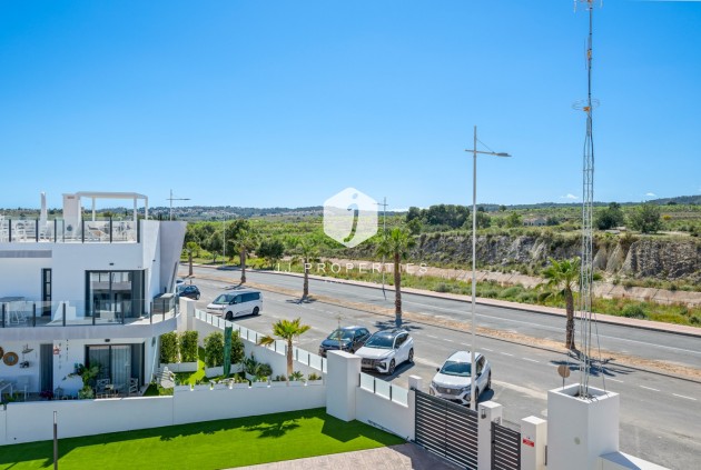 Resale - Apartment / flat -
San Miguel de Salinas - Inland