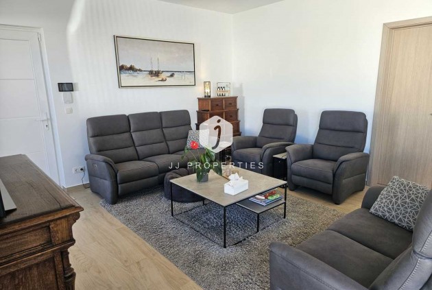 Resale - Villa -
Torrevieja - Costa Blanca