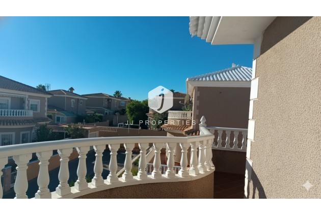 Resale - Villa -
Los Altos - Costa Blanca