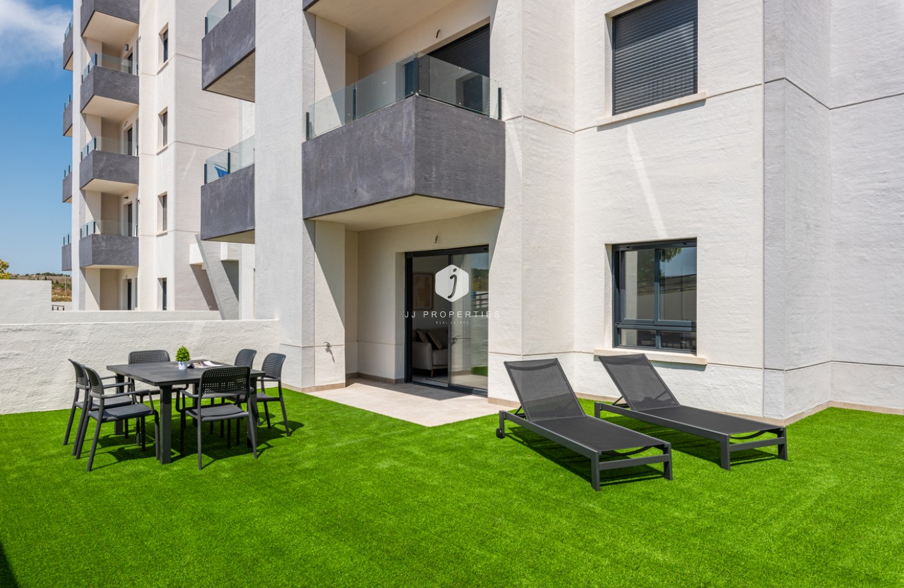 Resale - Apartment / flat -
San Miguel de Salinas - Inland