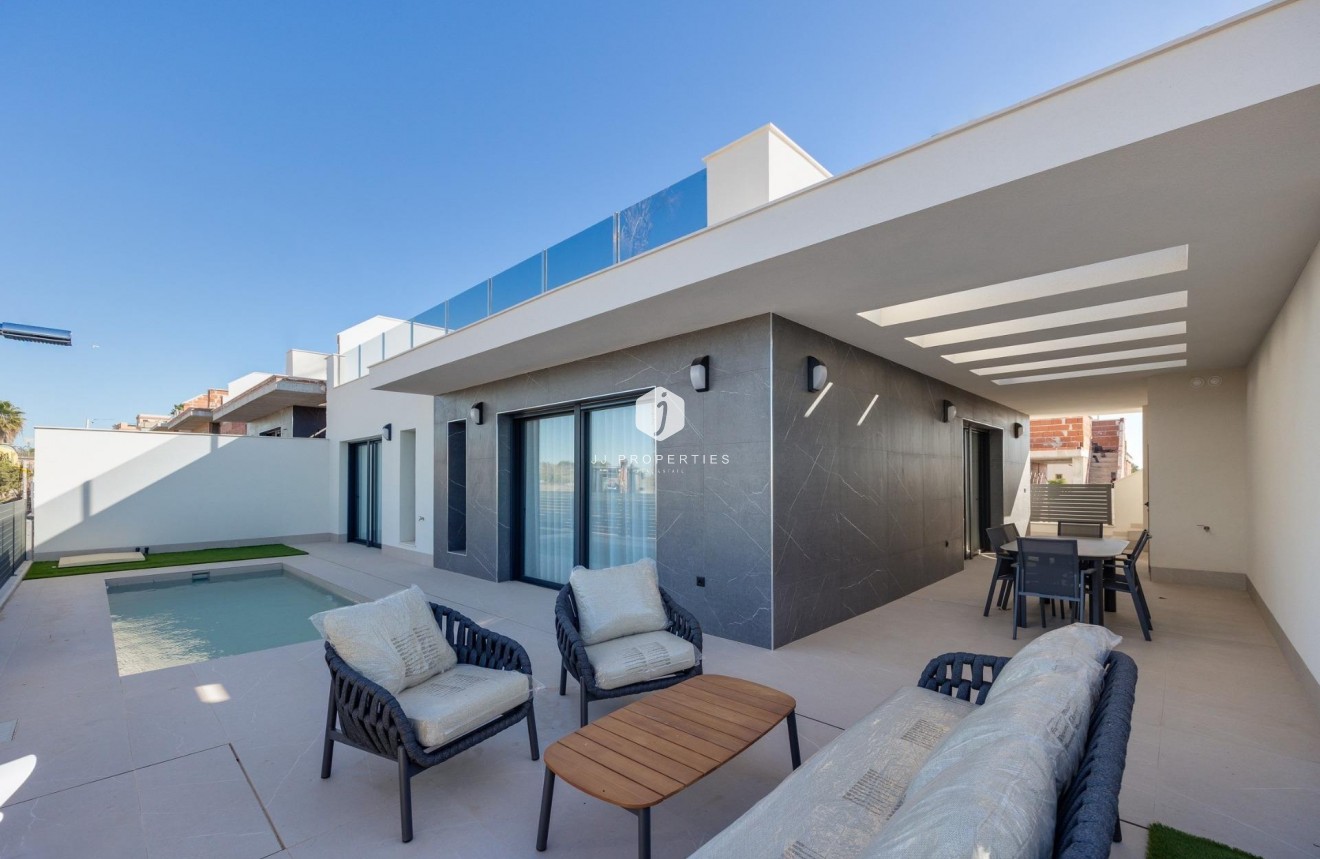 Obra nueva - Villa -
Torrevieja - Sector 25