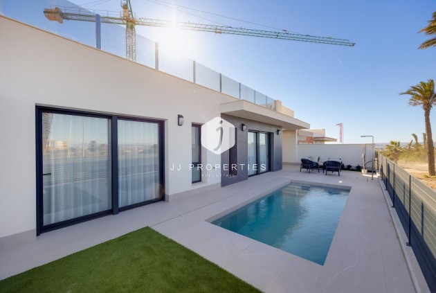 Obra nueva - Villa -
Torrevieja - Sector 25
