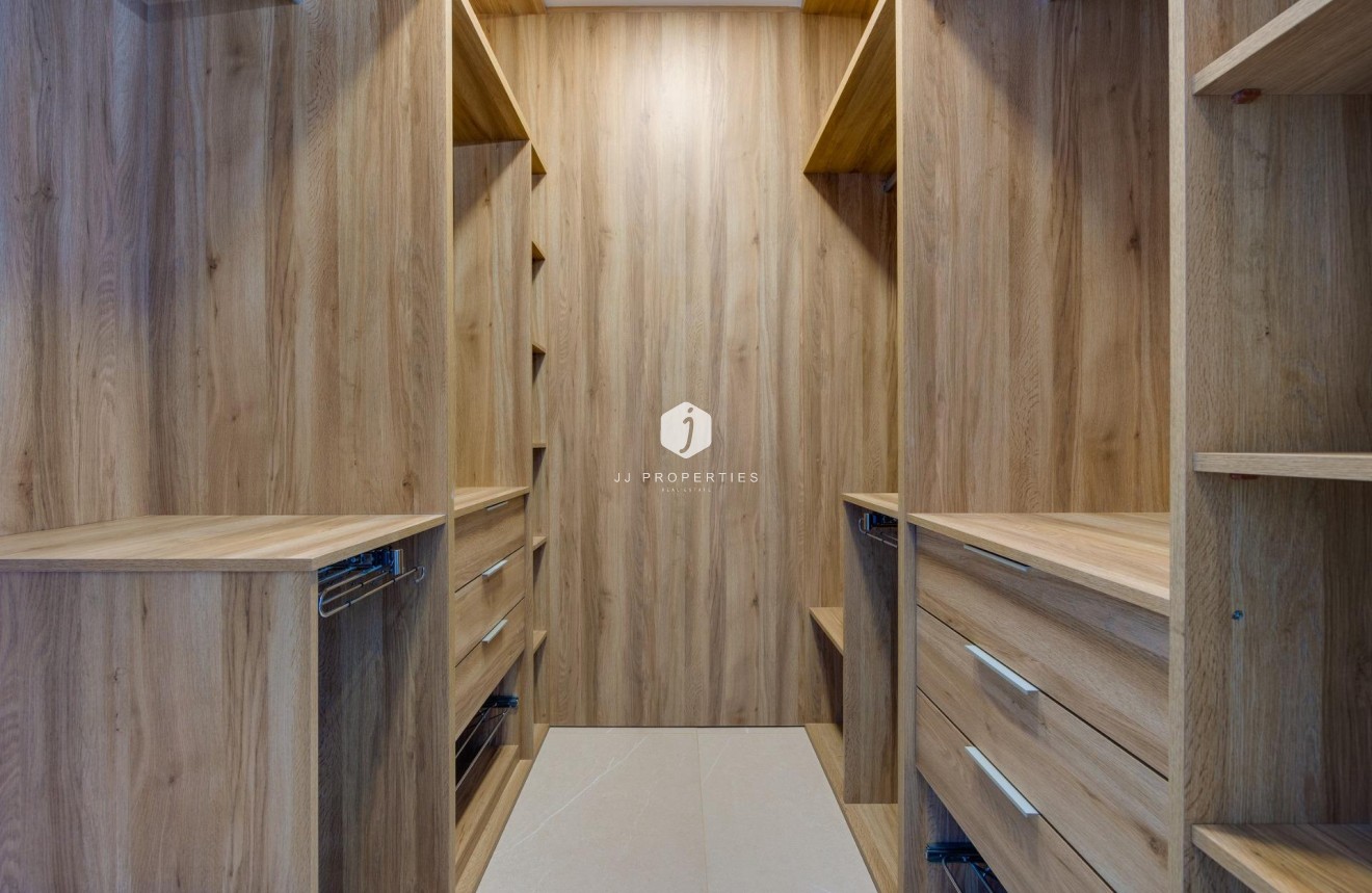 Obra nueva - Villa -
Torrevieja - Sector 25