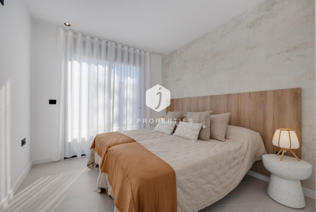 Obra nueva - Villa -
Torrevieja - Sector 25