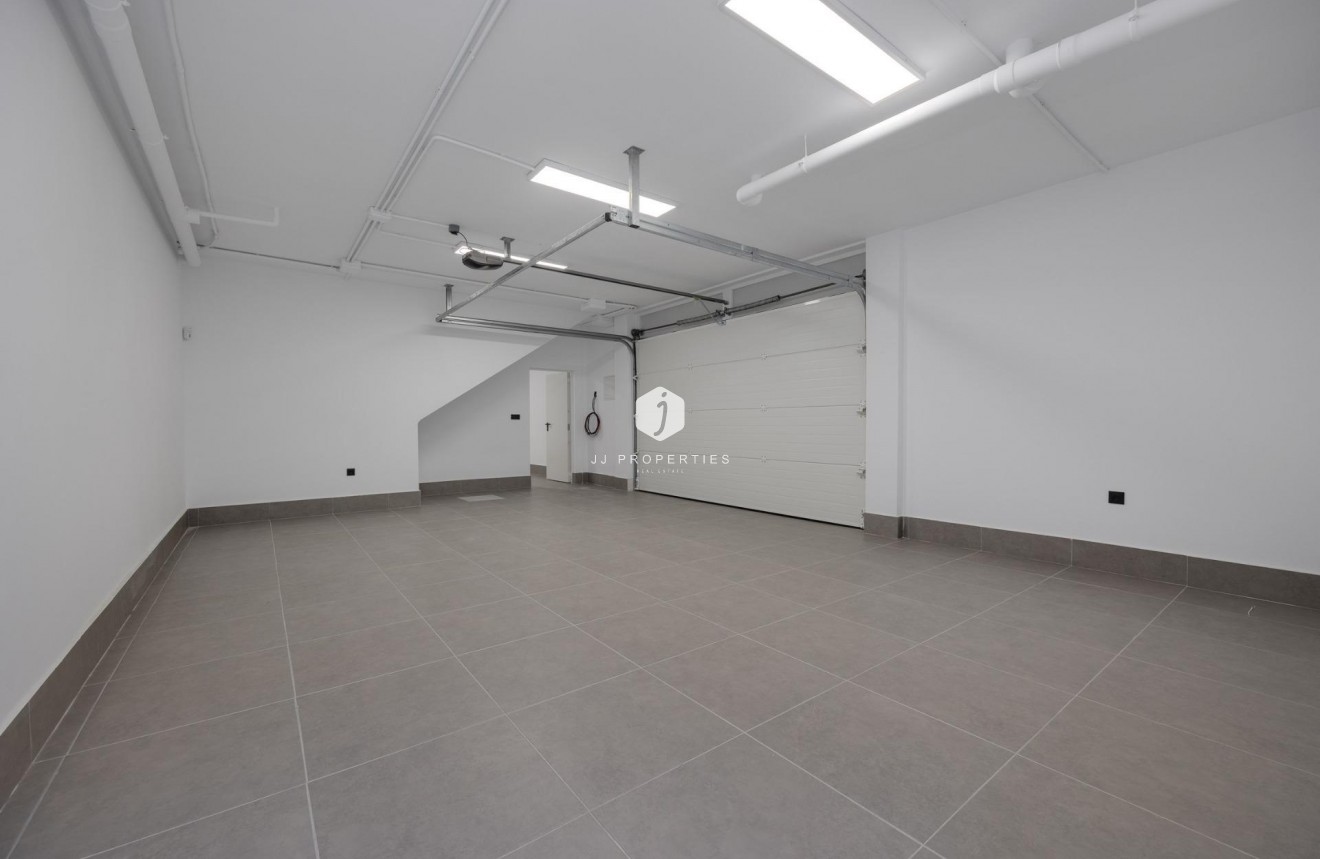 Obra nueva - Villa -
Torrevieja - Sector 25