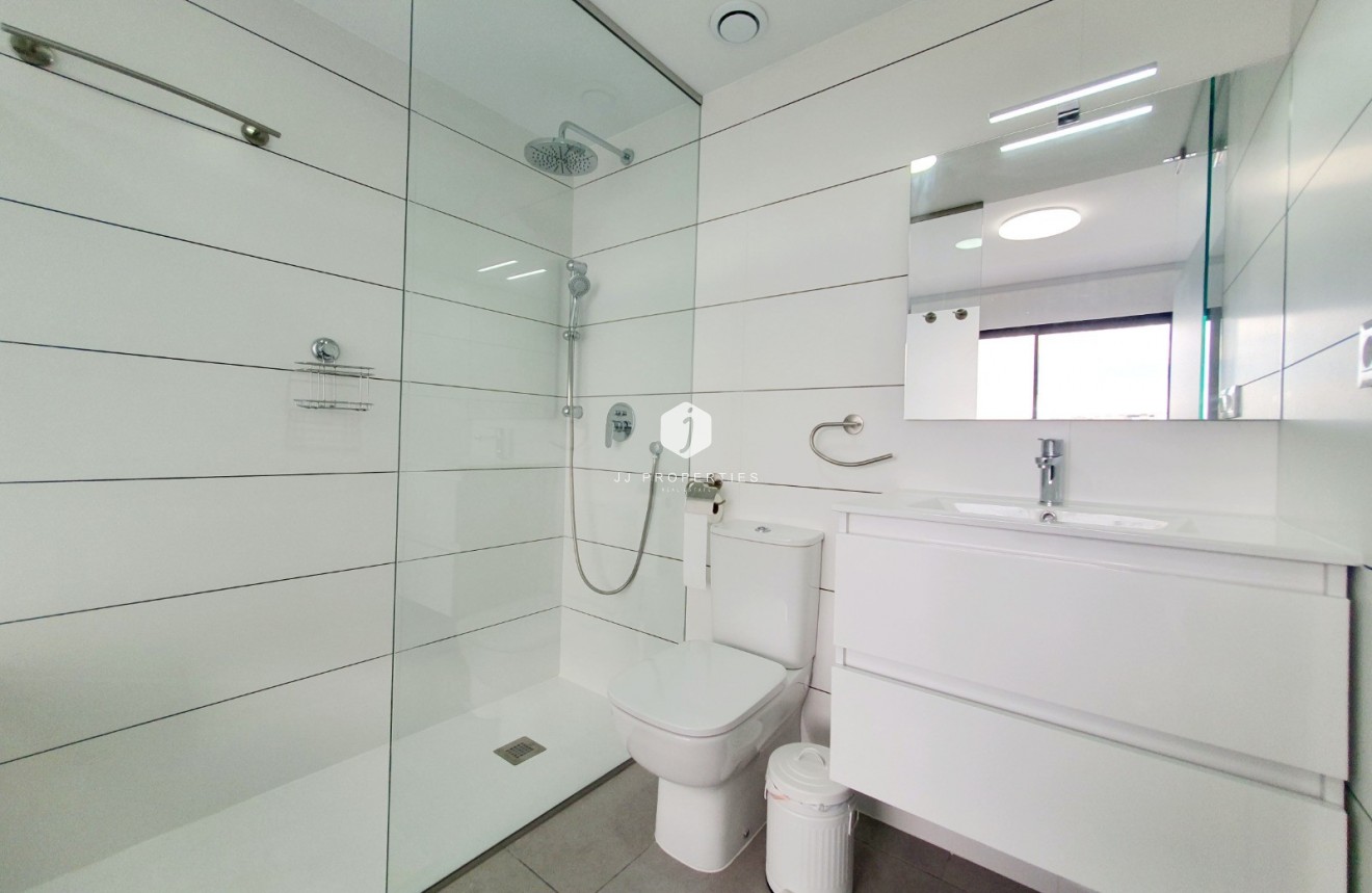 Aus zweiter Hand - Wohnung -
Orihuela Costa - Costa Blanca