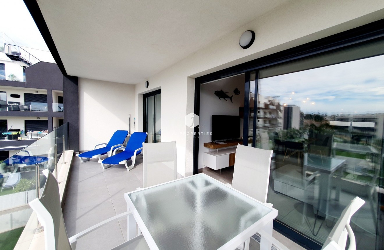 Aus zweiter Hand - Wohnung -
Orihuela Costa - Costa Blanca