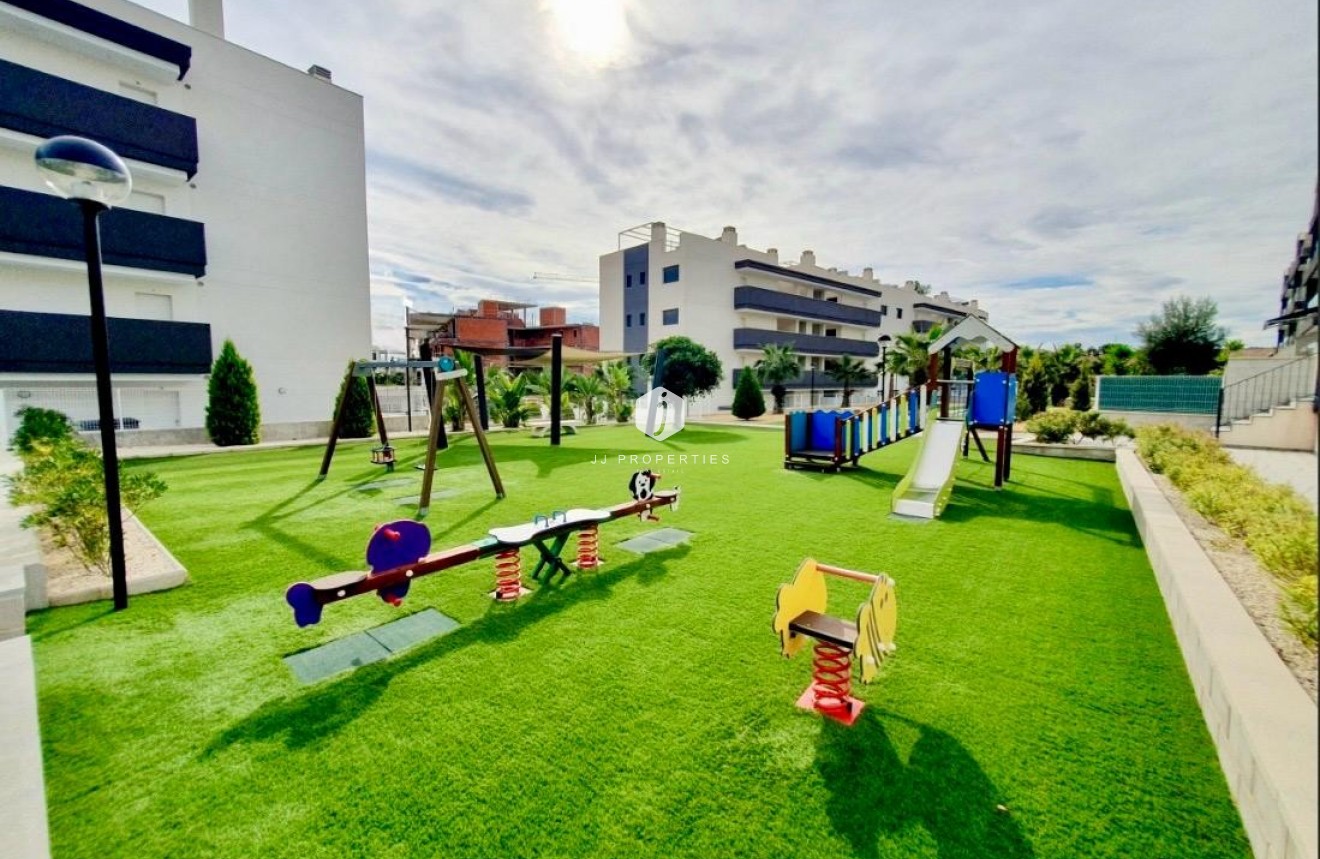 Aus zweiter Hand - Wohnung -
Orihuela Costa - Costa Blanca