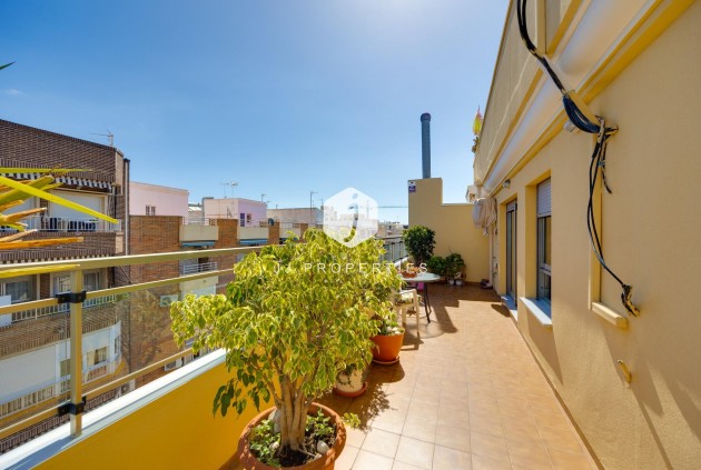 Resale - Penthouse -
Torrevieja - Centro