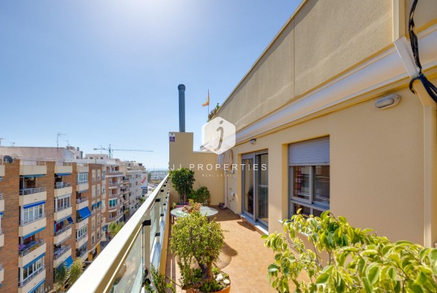 Resale - Penthouse -
Torrevieja - Centro