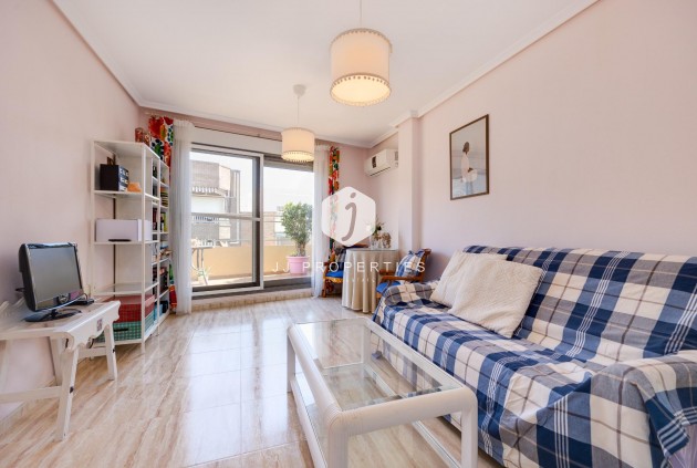 Resale - Penthouse -
Torrevieja - Centro