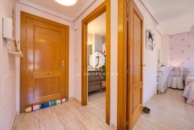 Resale - Penthouse -
Torrevieja - Centro