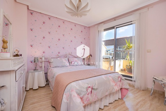 Resale - Penthouse -
Torrevieja - Centro