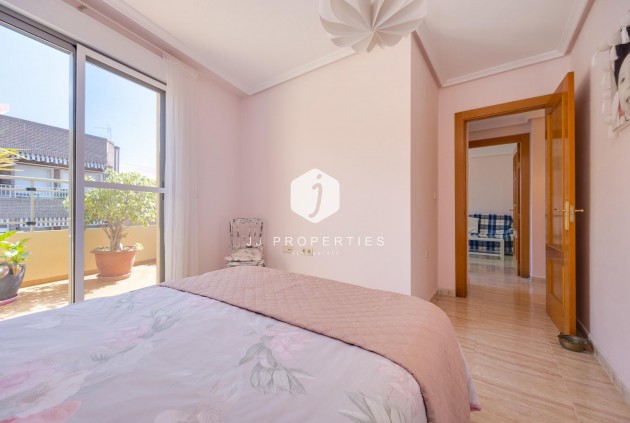 Resale - Penthouse -
Torrevieja - Centro