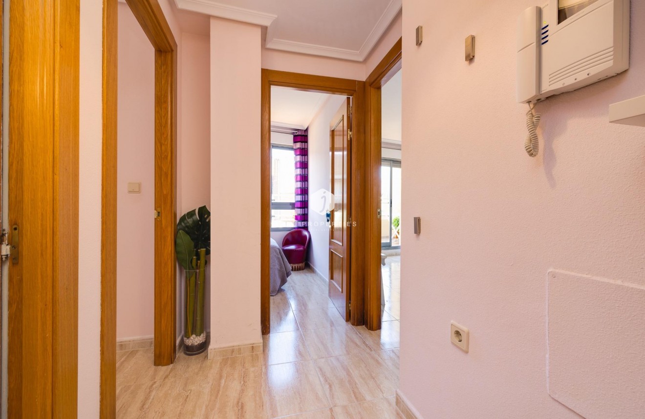 Resale - Penthouse -
Torrevieja - Centro