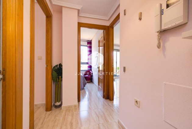 Resale - Penthouse -
Torrevieja - Centro