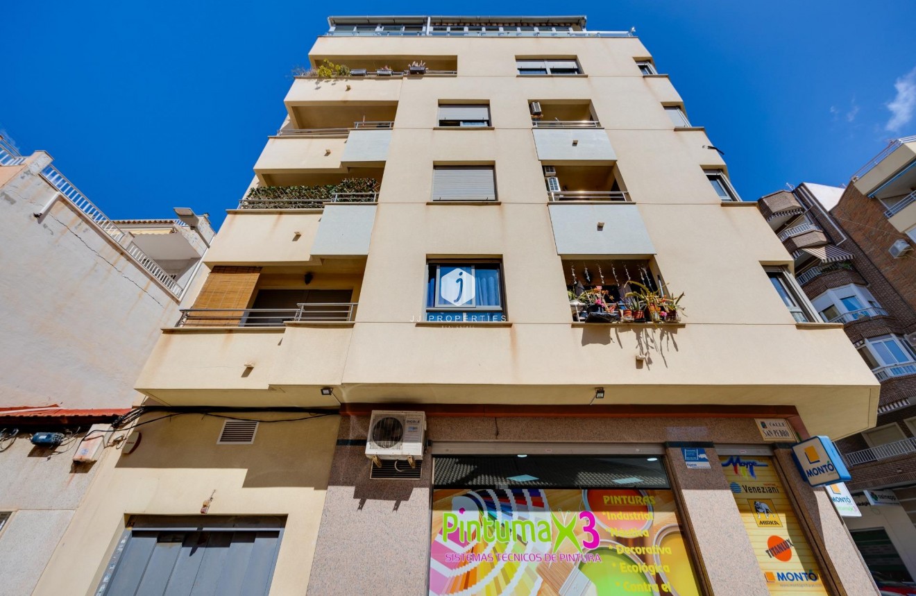 Resale - Penthouse -
Torrevieja - Centro