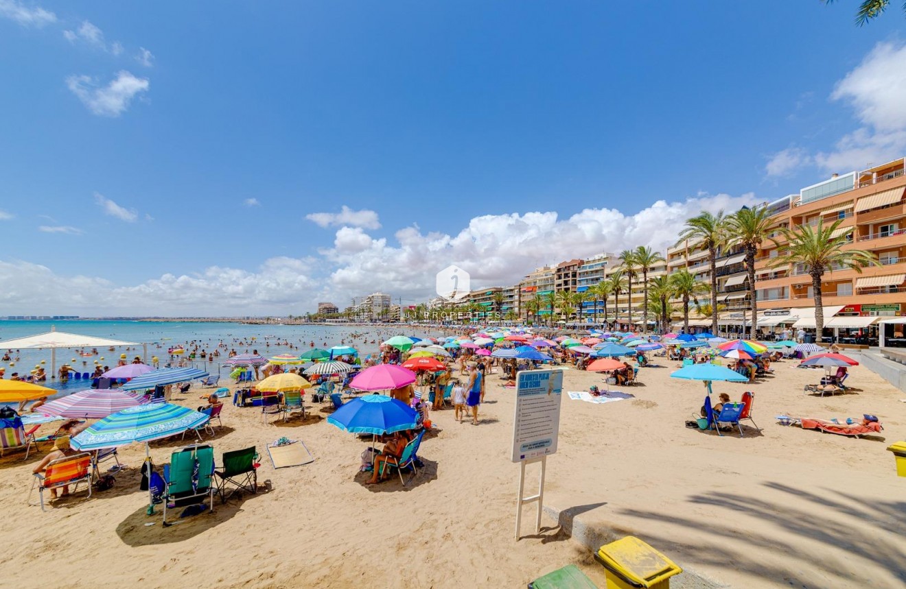 Resale - Penthouse -
Torrevieja - Centro