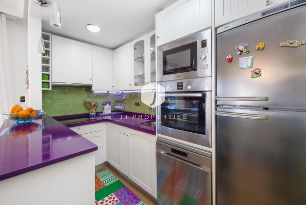 Z drugiej ręki - Daszek -
Torrevieja - Centro