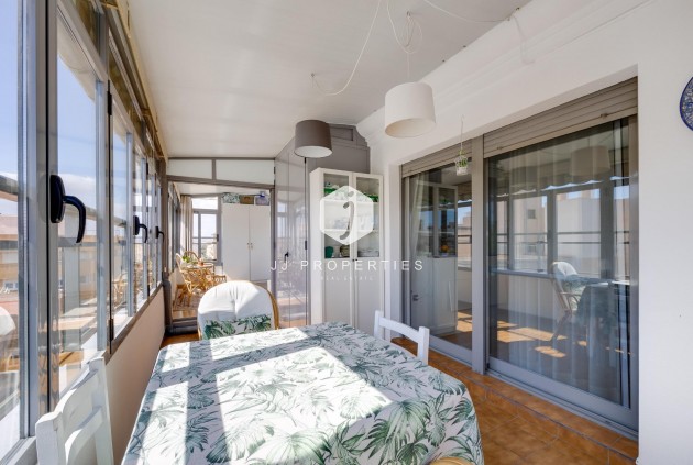 Z drugiej ręki - Daszek -
Torrevieja - Centro