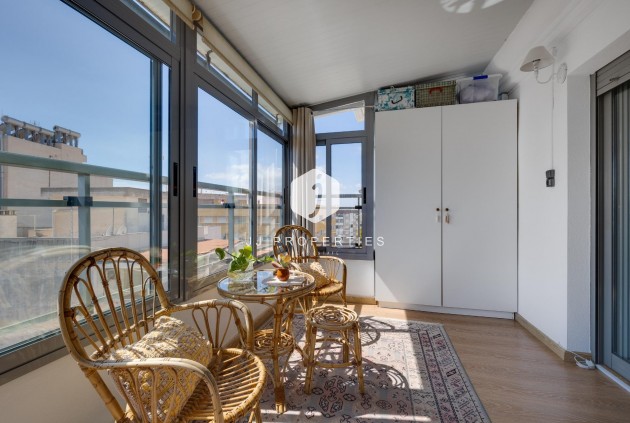 Z drugiej ręki - Daszek -
Torrevieja - Centro