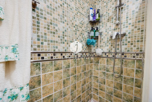 Z drugiej ręki - Daszek -
Torrevieja - Centro