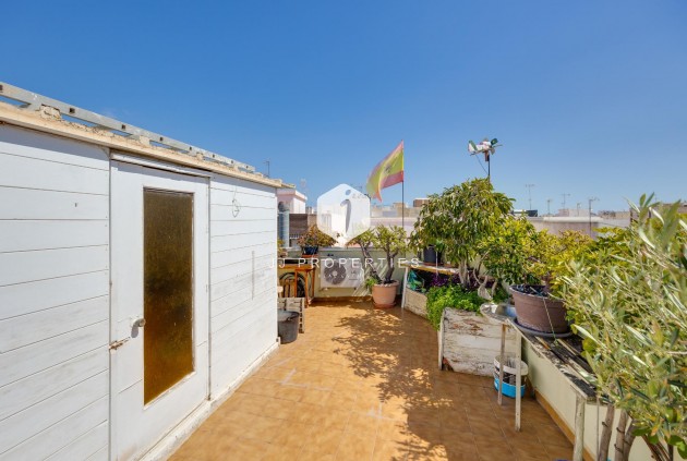 Z drugiej ręki - Daszek -
Torrevieja - Centro