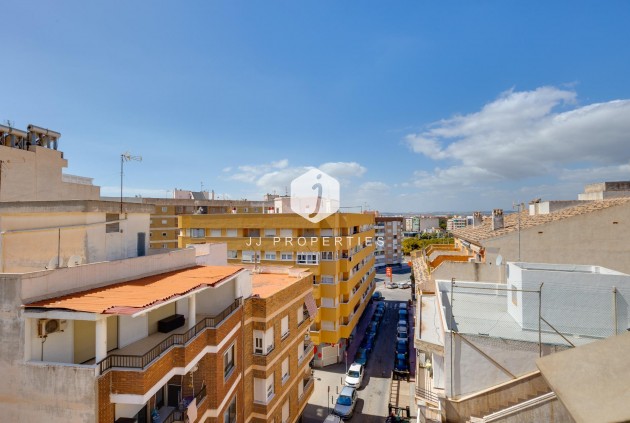 Z drugiej ręki - Daszek -
Torrevieja - Centro