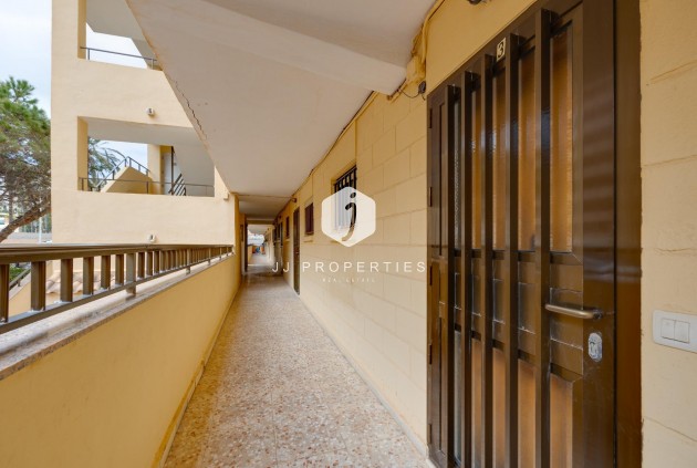 Z drugiej ręki - Mieszkanie w bloku -
Torrevieja - Cabo cervera