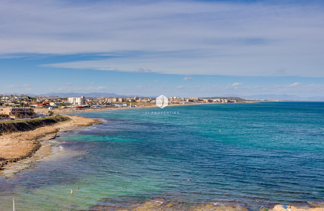 Z drugiej ręki - Mieszkanie w bloku -
Torrevieja - Cabo cervera
