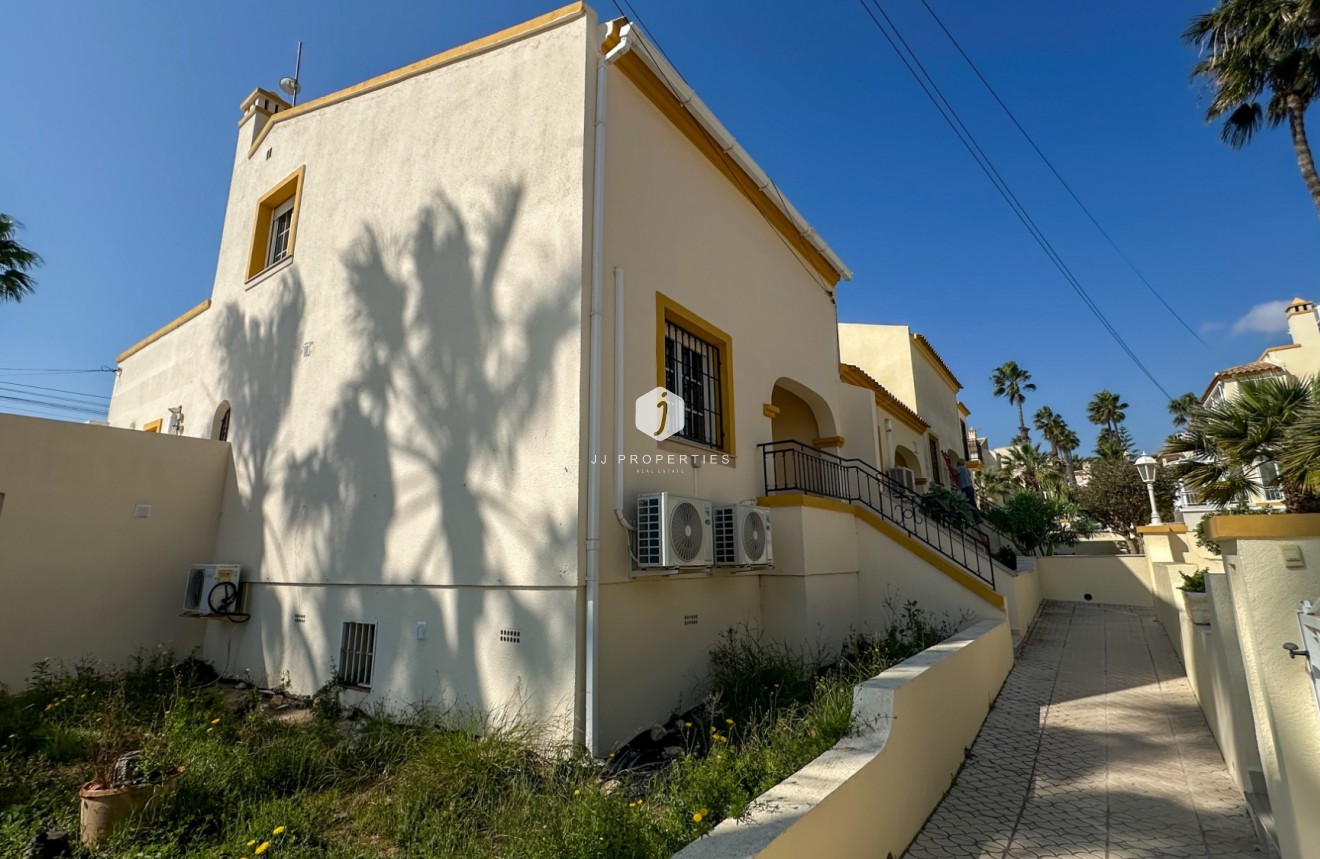 Resale - Duplex -
Orihuela Costa - Costa Blanca