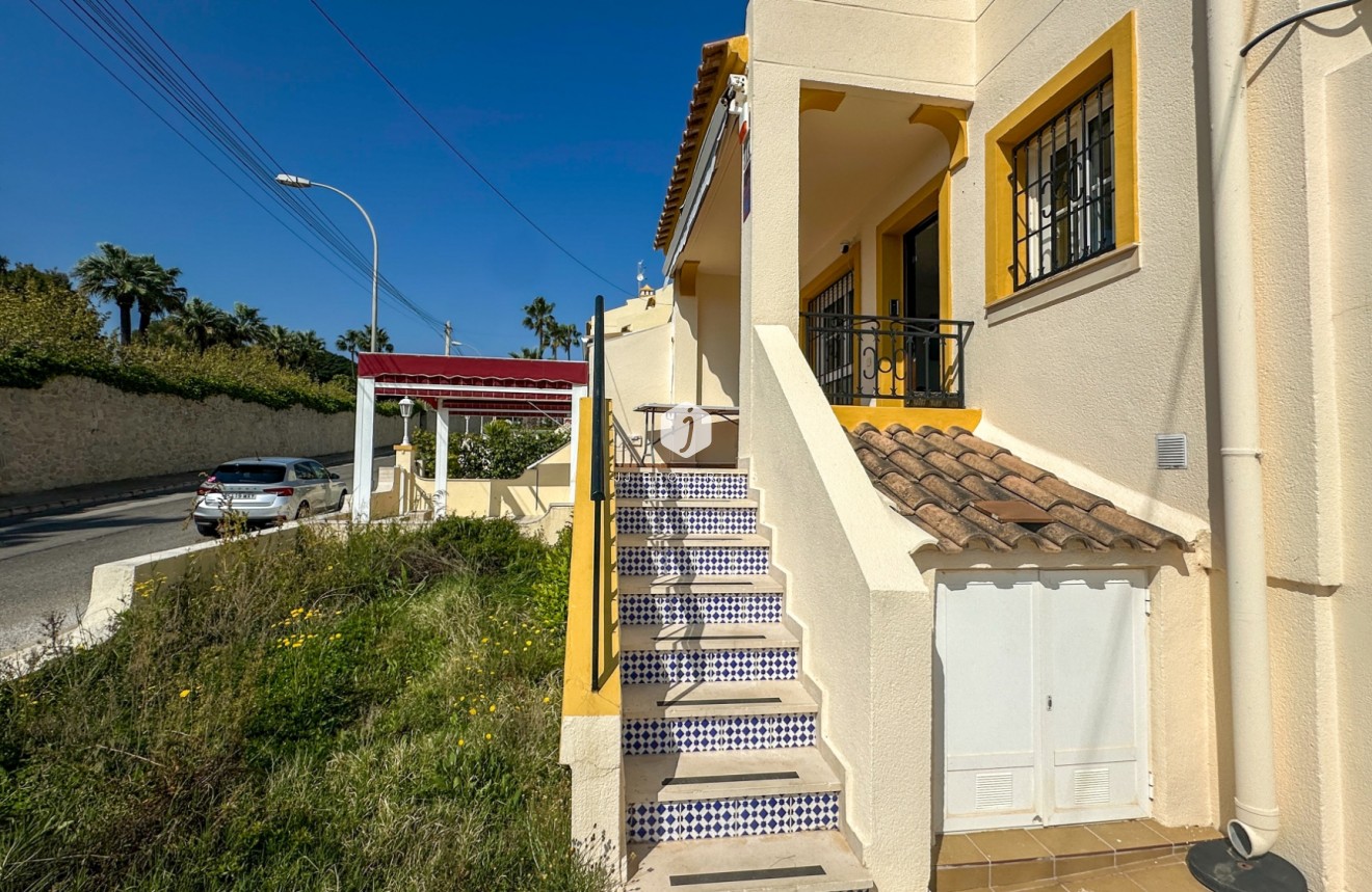 Resale - Duplex -
Orihuela Costa - Costa Blanca