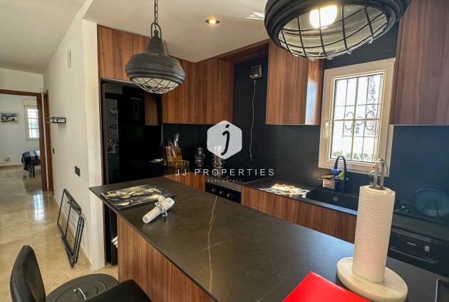 Resale - Duplex -
Orihuela Costa - Costa Blanca