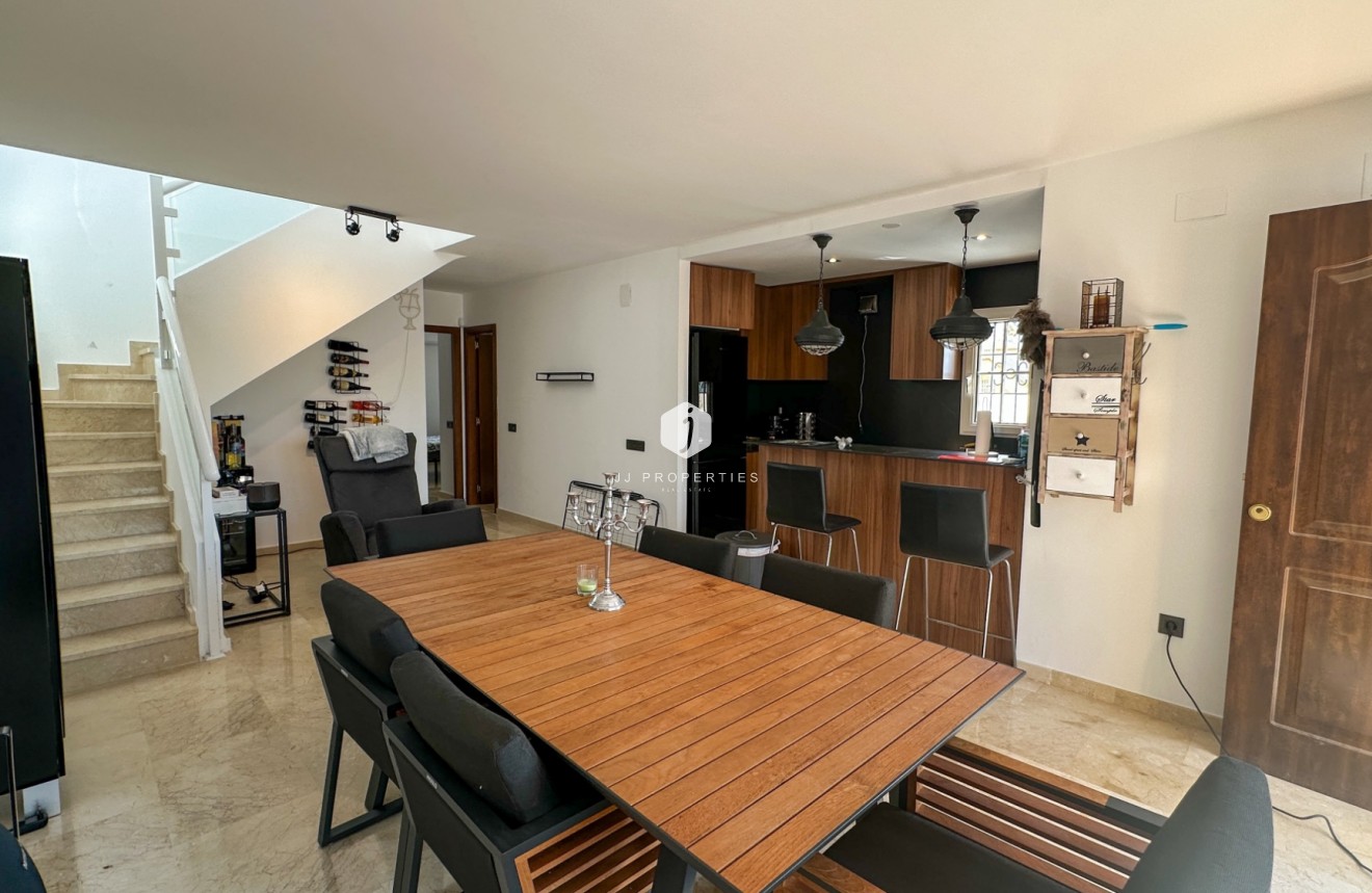 Resale - Duplex -
Orihuela Costa - Costa Blanca