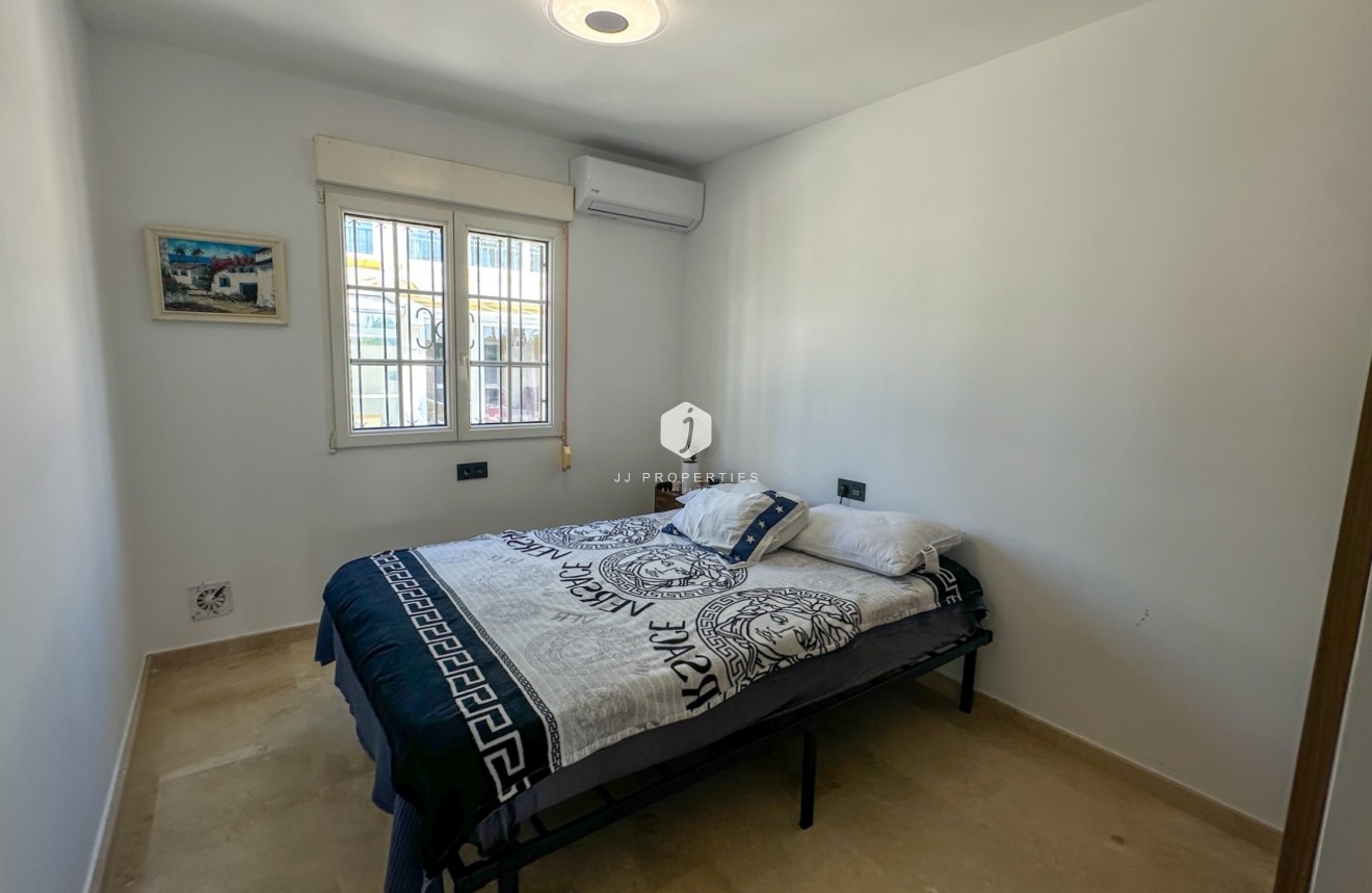 Resale - Duplex -
Orihuela Costa - Costa Blanca