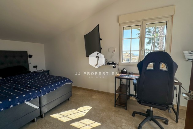 Resale - Duplex -
Orihuela Costa - Costa Blanca