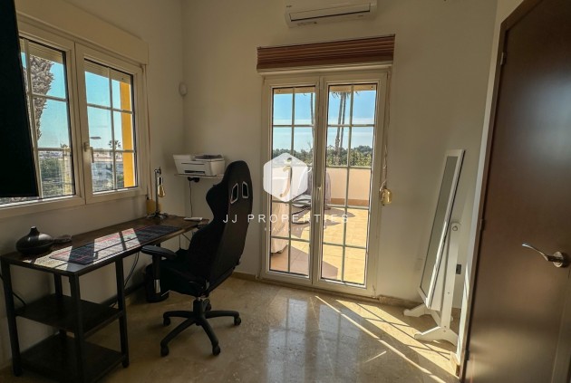 Resale - Duplex -
Orihuela Costa - Costa Blanca