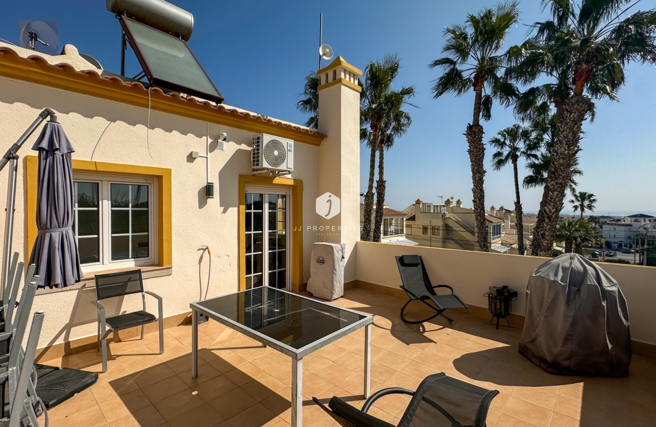 Resale - Duplex -
Orihuela Costa - Costa Blanca