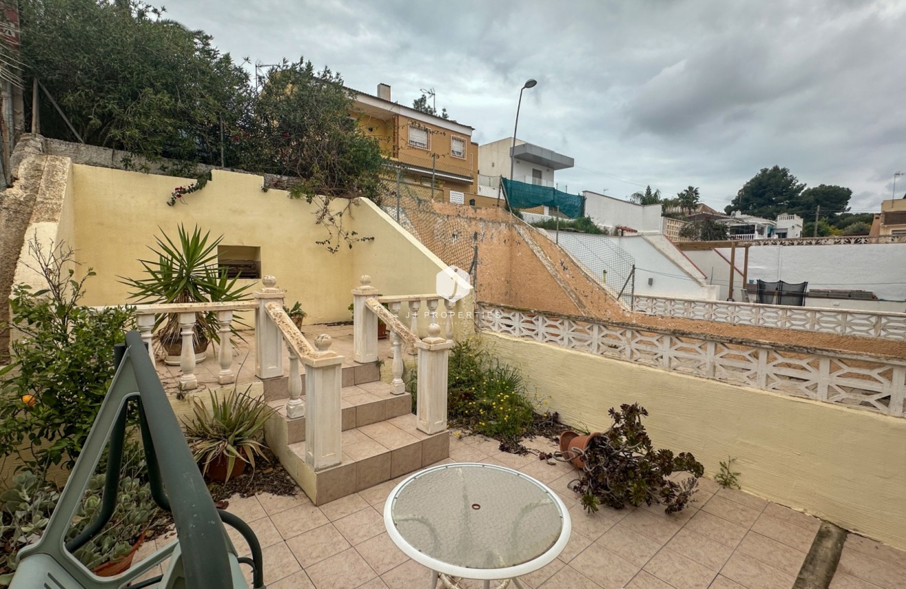 Tweedehands - Chalet -
Torrevieja - Costa Blanca