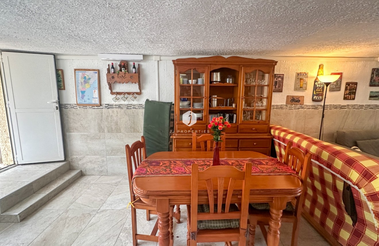 Tweedehands - Chalet -
Torrevieja - Costa Blanca