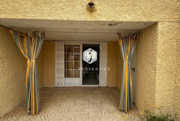 Tweedehands - Chalet -
Torrevieja - Costa Blanca