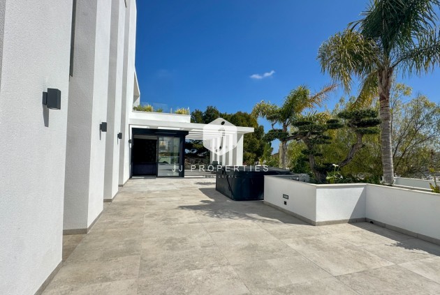 Aus zweiter Hand - Villa -
Orihuela Costa - Costa Blanca