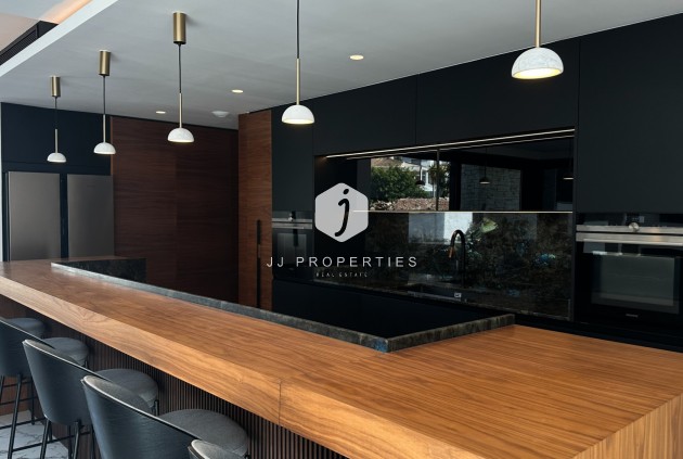 Aus zweiter Hand - Villa -
Orihuela Costa - Costa Blanca