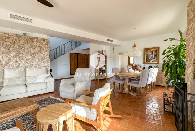 Z drugiej ręki - Villa -
Dehesa de Campoamor - Costa Blanca